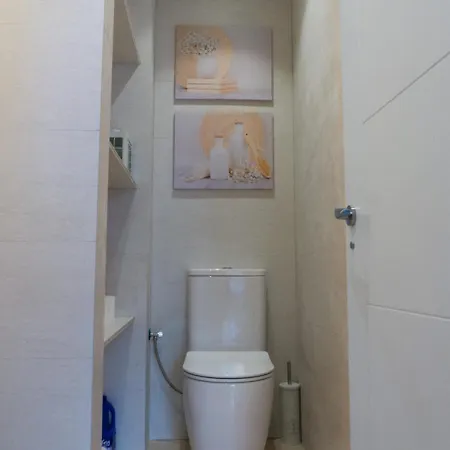 Warm Harbor Homestay Santa Coloma de Gramenet