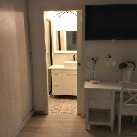 Warm Harbor Homestay *