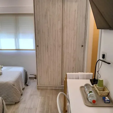 Homestay Warm Harbor Santa Coloma de Gramenet